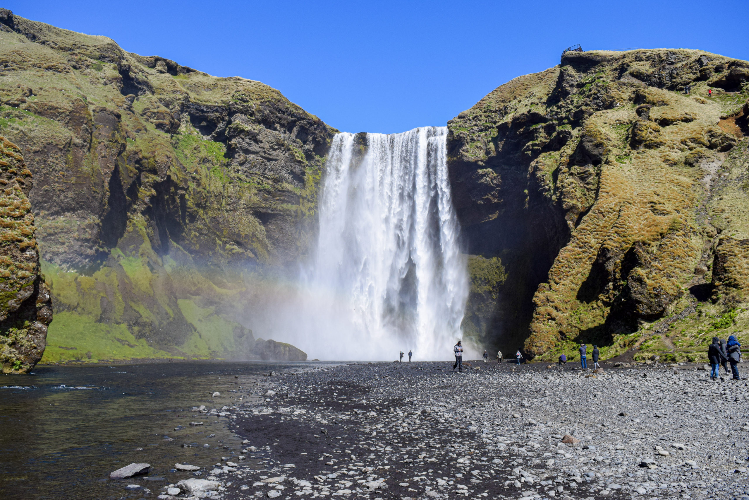 Iceland Summer Itinerary | 3-days to see Waterfalls, Puffins, and more!